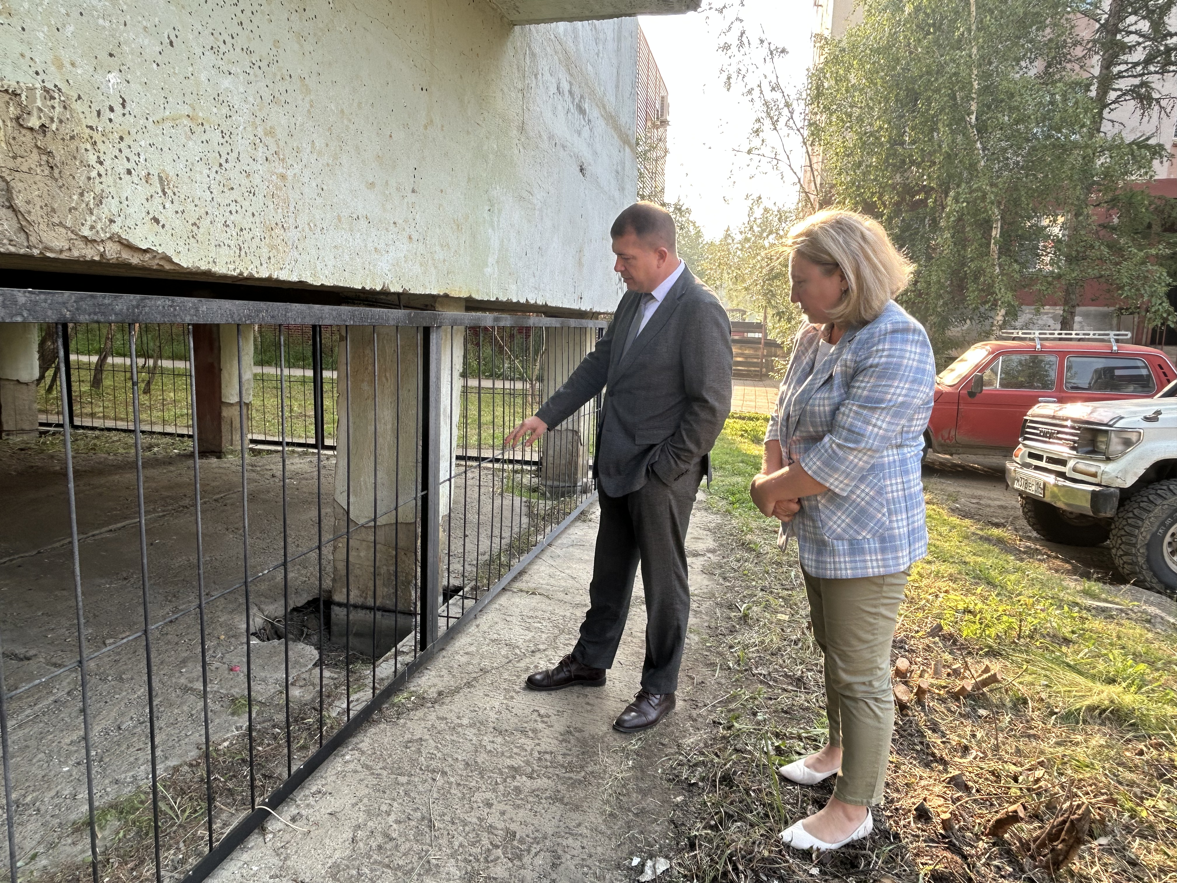 Выездные совещания по благоустройству города продолжаются