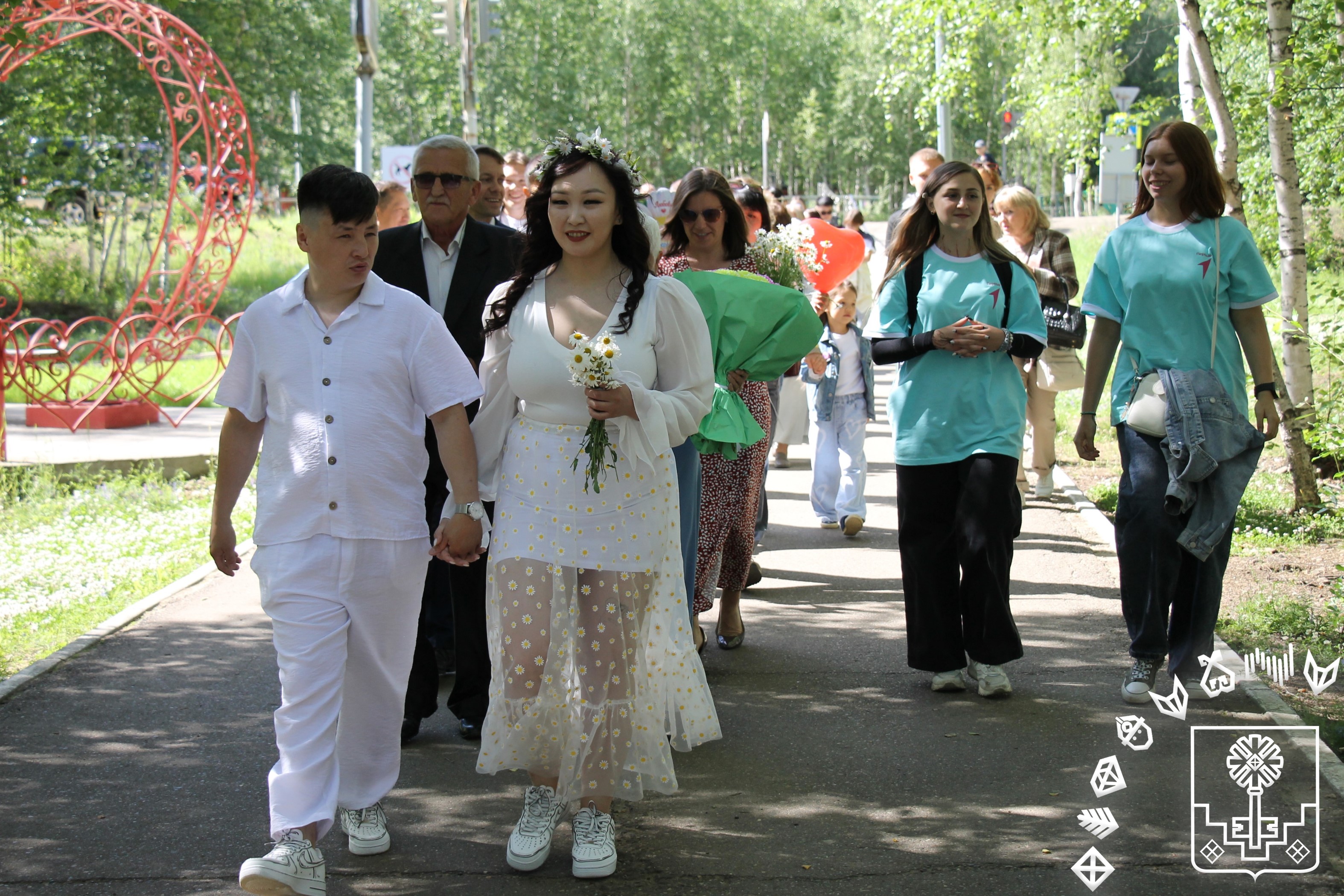 Новая традиция в Мирном - Ромашковый парад семей!