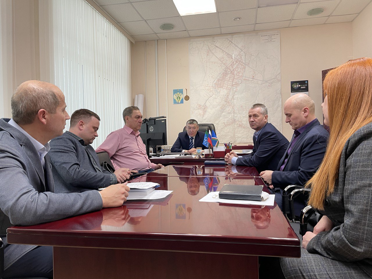 Первый заместитель главы города провел совещание  с руководителями коммунальных служб города