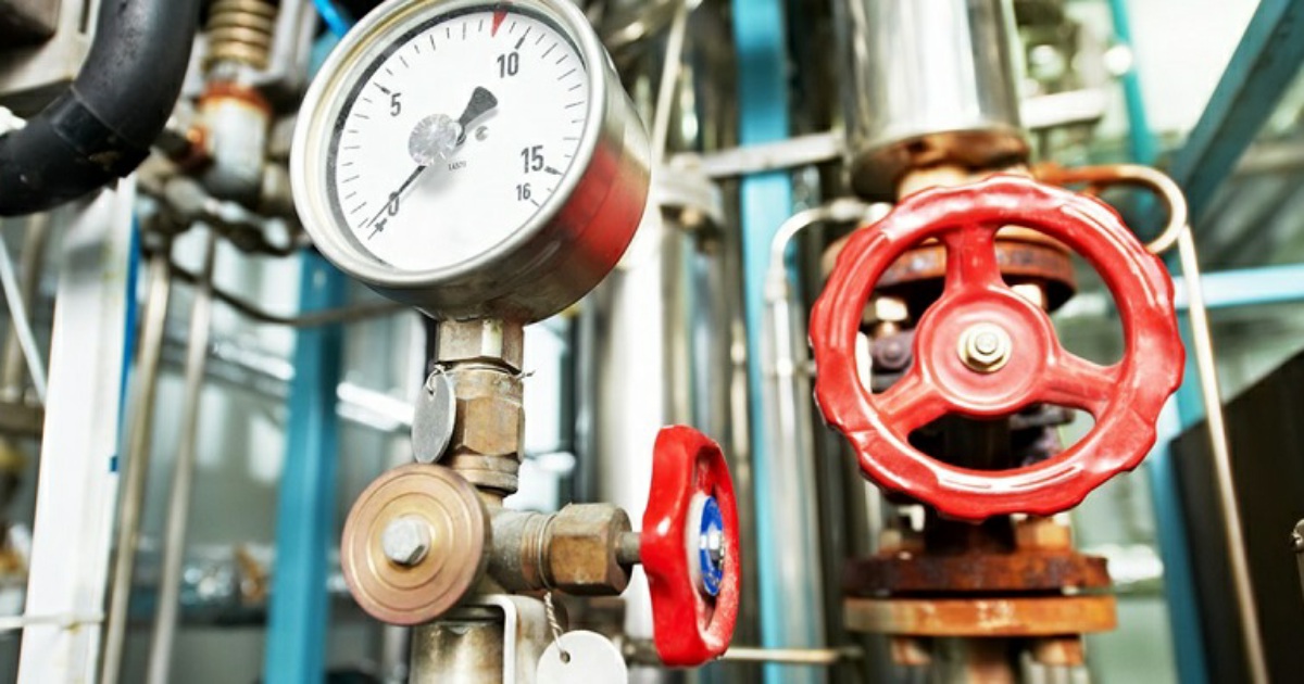 В Мирном продолжается подготовка к отопительному сезону 2025-2026 гг.