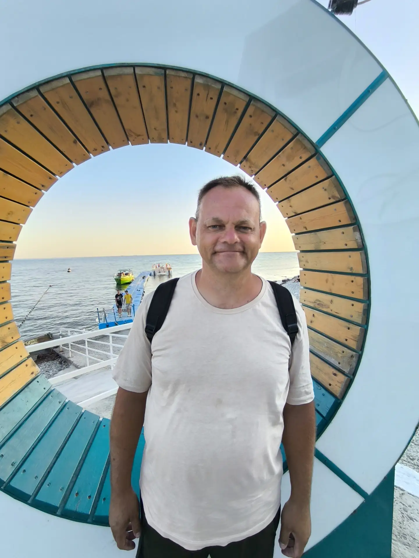 «Где ваша музыка?» История дворника Евгения Кизина.