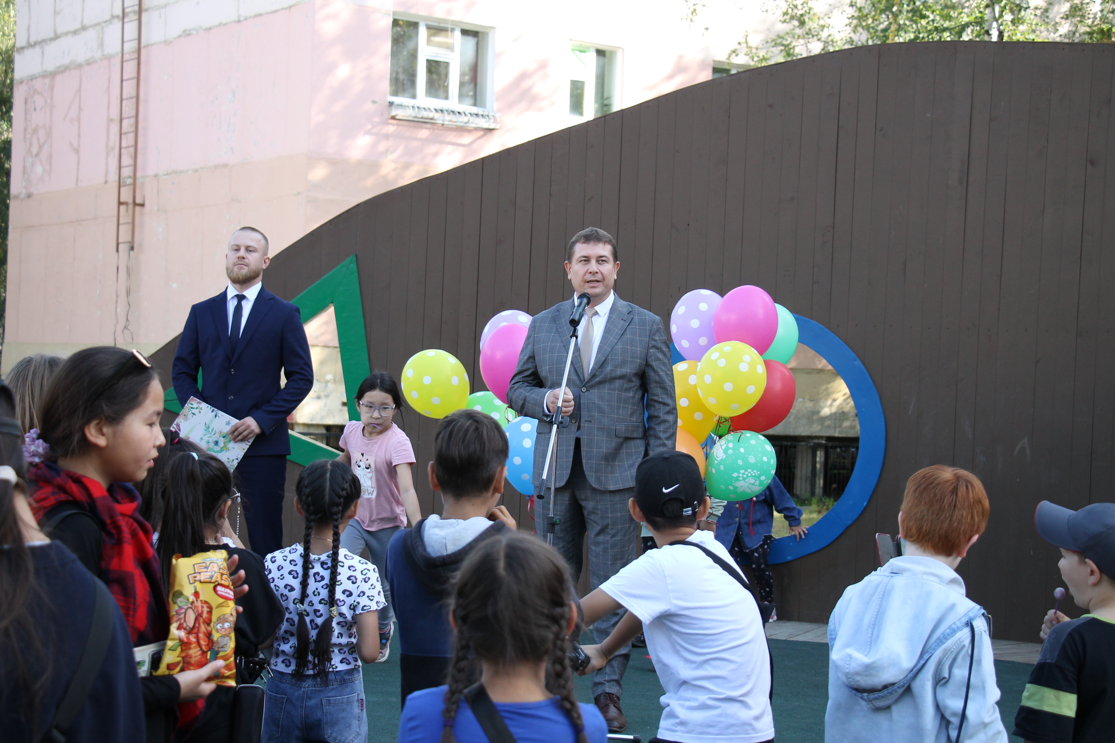 Долгожданный уличный праздник для мирнинской детворы!