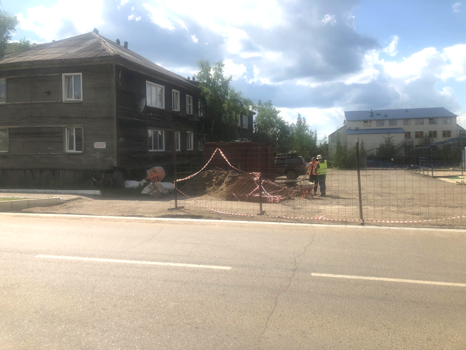 Дорожные работы в городе: проезды – расширяют, водоотводы – восстанавливают