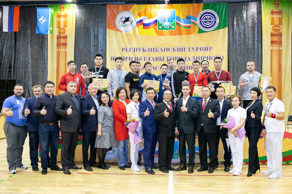 Республиканский турнир по мас-рестлингу на призы Главы города прошел в Мирном.