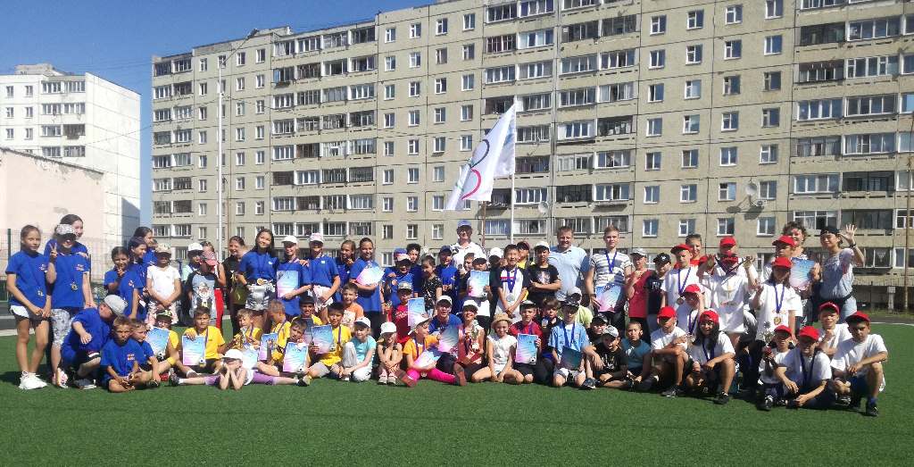 Детские лагеря города отметили День города спортивными соревнованиями