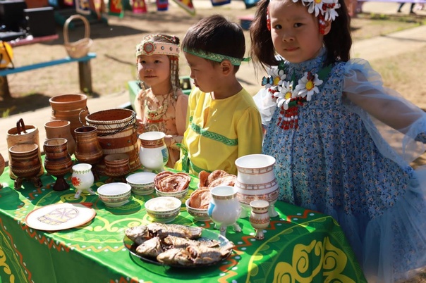 Для воспитанников детского сада г.Мирного провели Ысыах