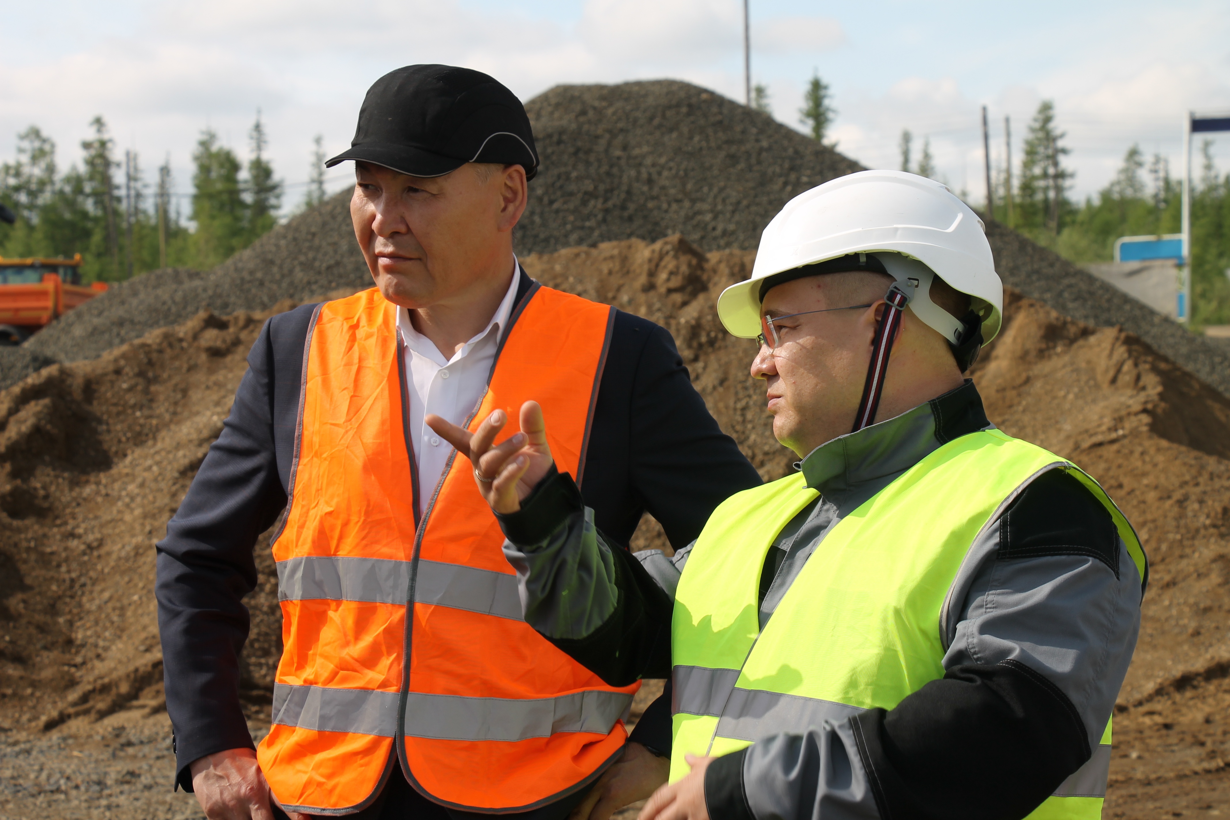 В Мирном началось производство качественно нового асфальта