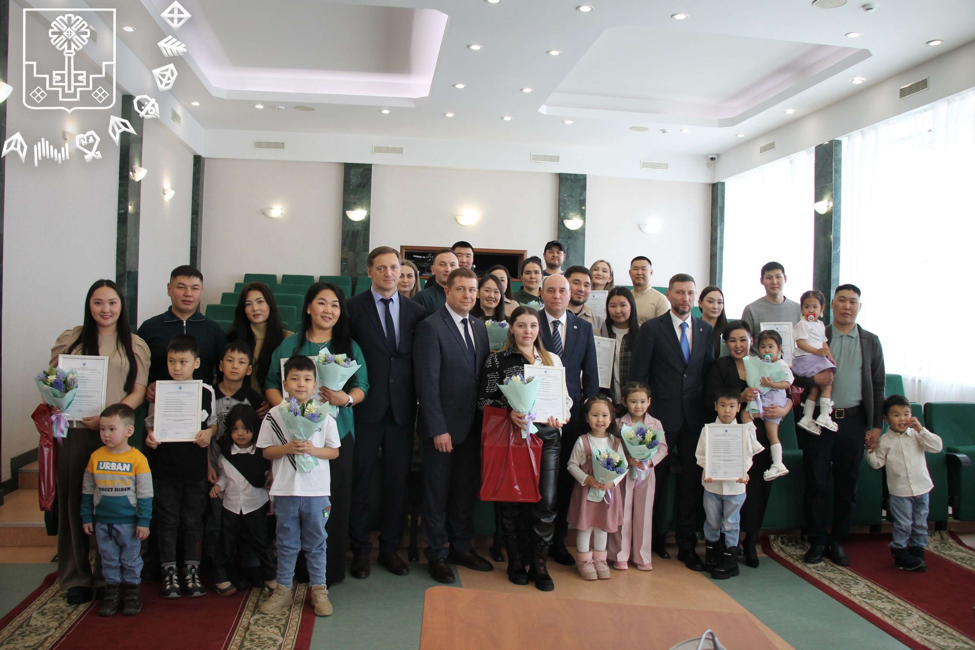 Поддержка молодых семей в Мирном 