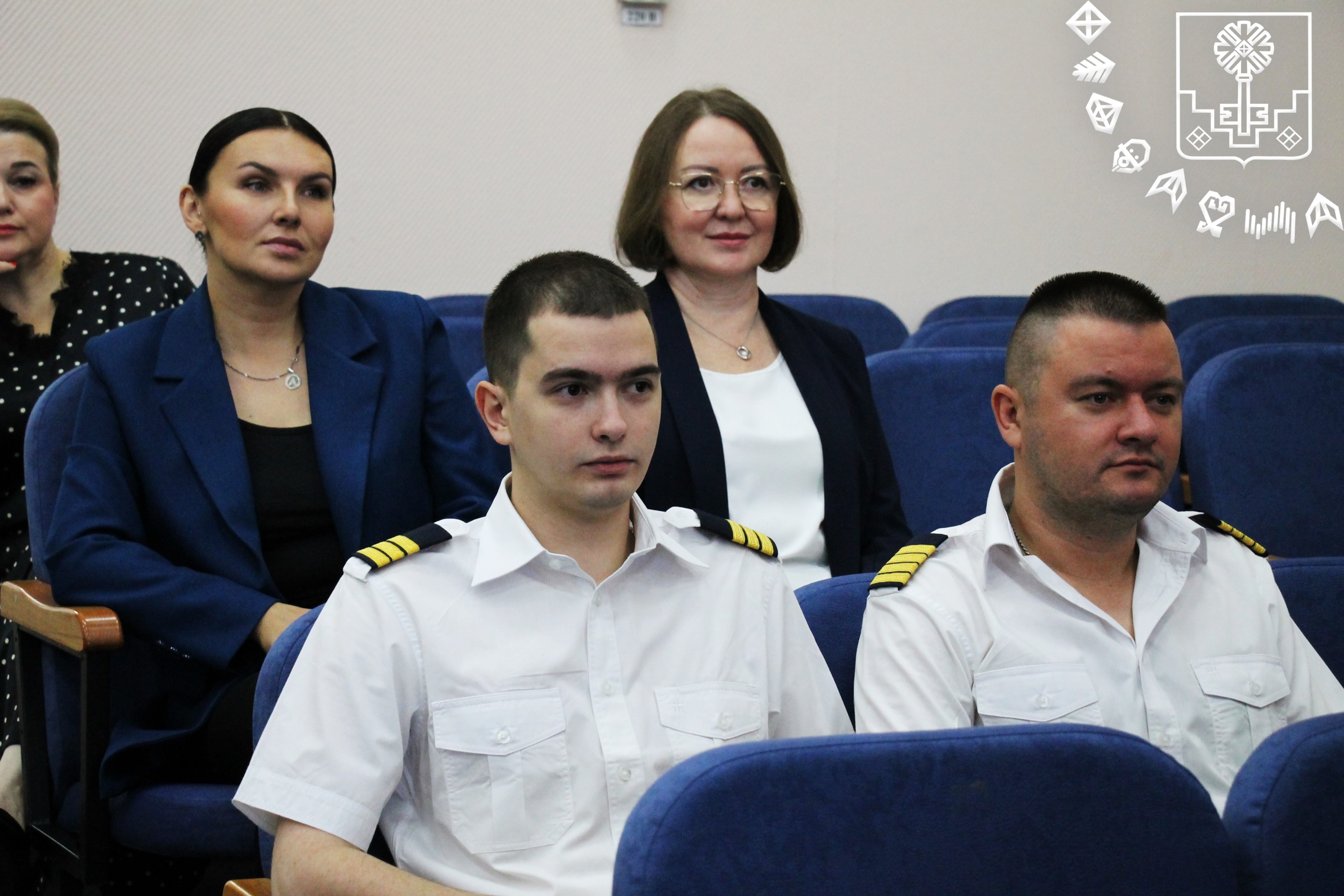 Спасибо за безопасные и комфортные полёты!