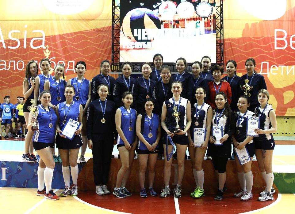 Мирнинские волейболистки в числе сильнейших в республике!