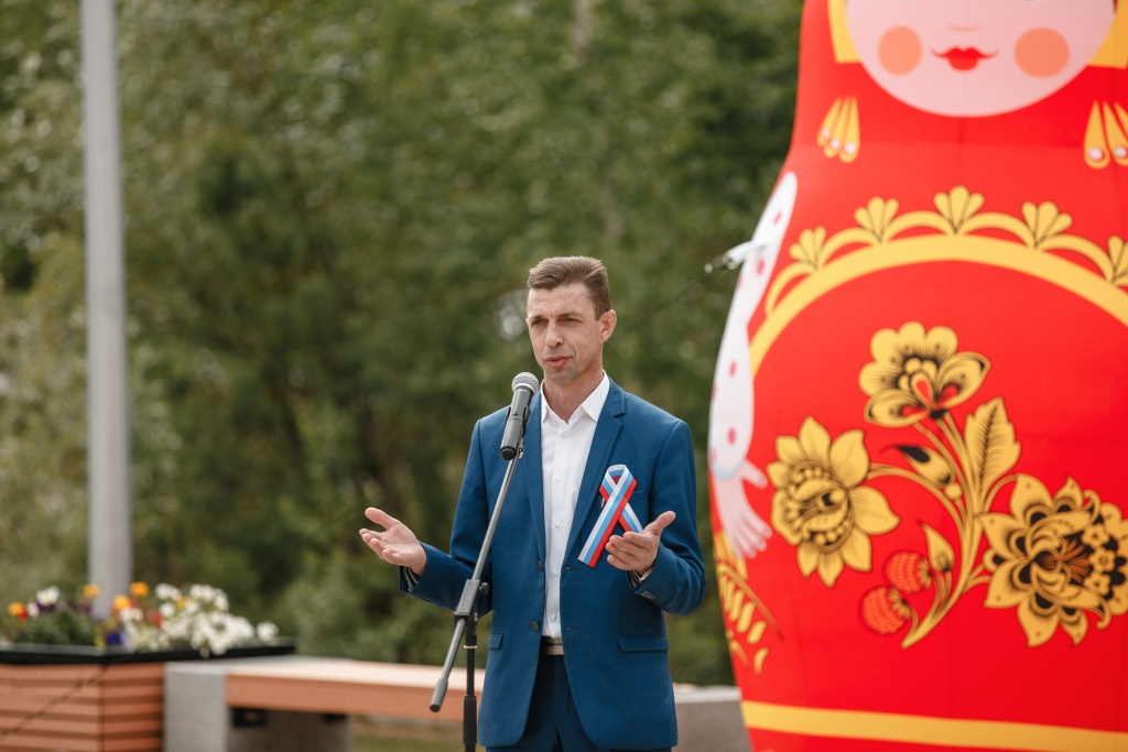 EdKo 703.jpg